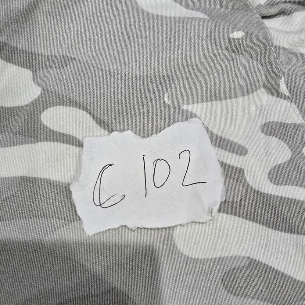 Democracy "Ab" leisure Rolled Cuff Denim Shorts Gray Camo Size 24W NWT - Picture 8 of 8